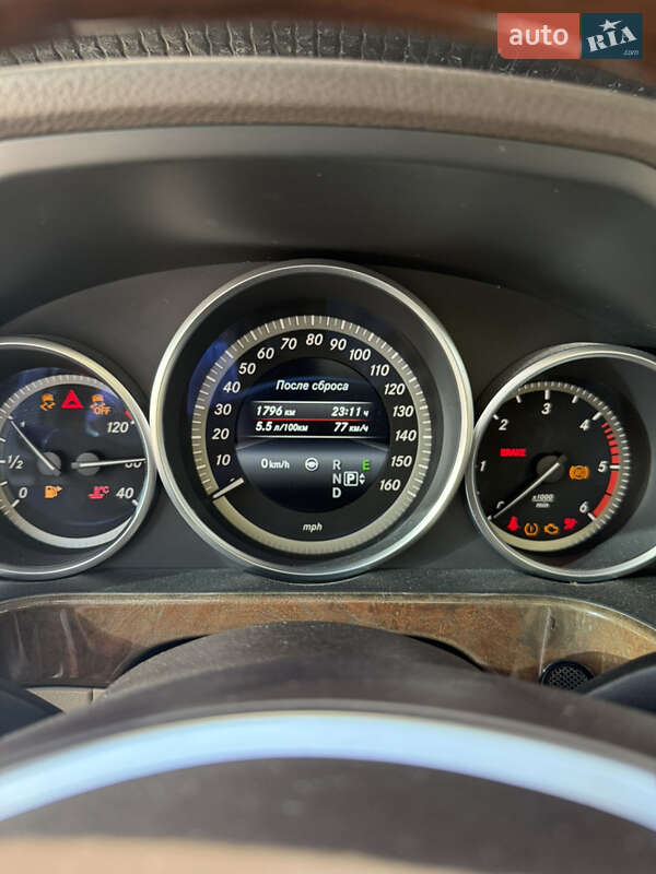 Седан Mercedes-Benz E-Class 2014 в Звягелі