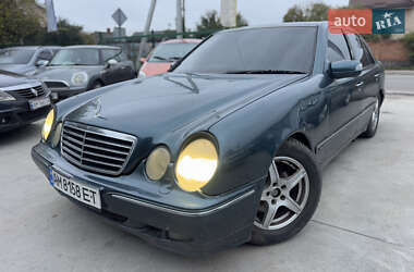 Седан Mercedes-Benz E-Class 2000 в Бердичеве