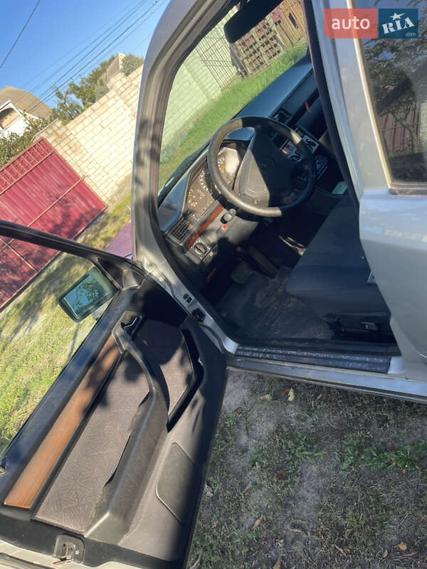 Універсал Mercedes-Benz E-Class 1994 в Житомирі фото 4 Універсал Mercedes-Benz E-Class 1994 в Житомирі