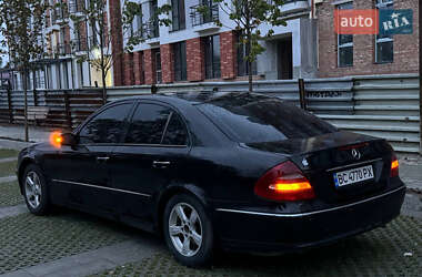 Седан Mercedes-Benz E-Class 2003 в 
