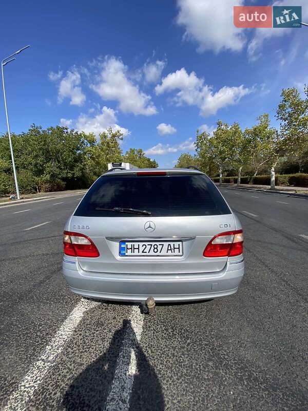 Універсал Mercedes-Benz E-Class 2003 в Одесі