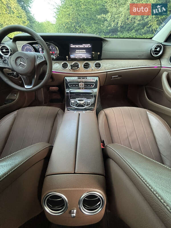 Седан Mercedes-Benz E-Class 2016 в Івано-Франківську фото 14 Седан Mercedes-Benz E-Class 2016 в Івано-Франківську