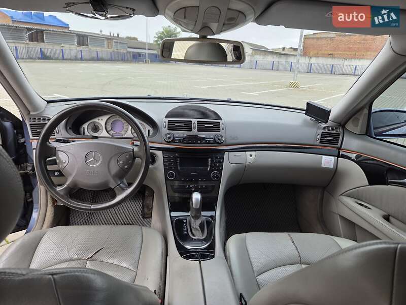 Седан Mercedes-Benz E-Class 2003 в Тернополі