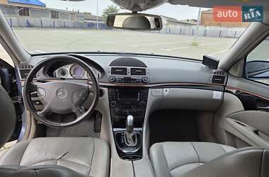 Седан Mercedes-Benz E-Class 2003 в 