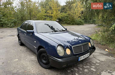 Седан Mercedes-Benz E-Class 1999 в Хмельницком