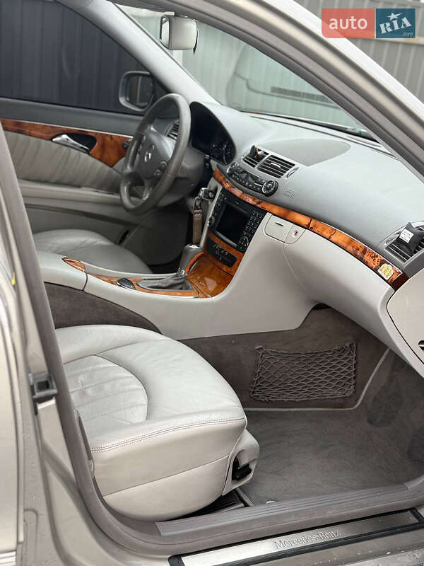 Седан Mercedes-Benz E-Class 2008 в Самборе фото 10 Седан Mercedes-Benz E-Class 2008 в Самборе
