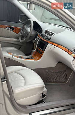 Седан Mercedes-Benz E-Class 2008 в 