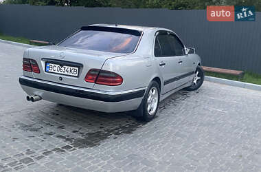 Седан Mercedes-Benz E-Class 1996 в 