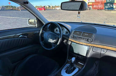 Седан Mercedes-Benz E-Class 2005 в Слов'янську