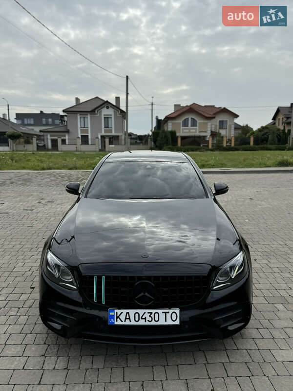 Седан Mercedes-Benz E-Class 2016 в Рівному