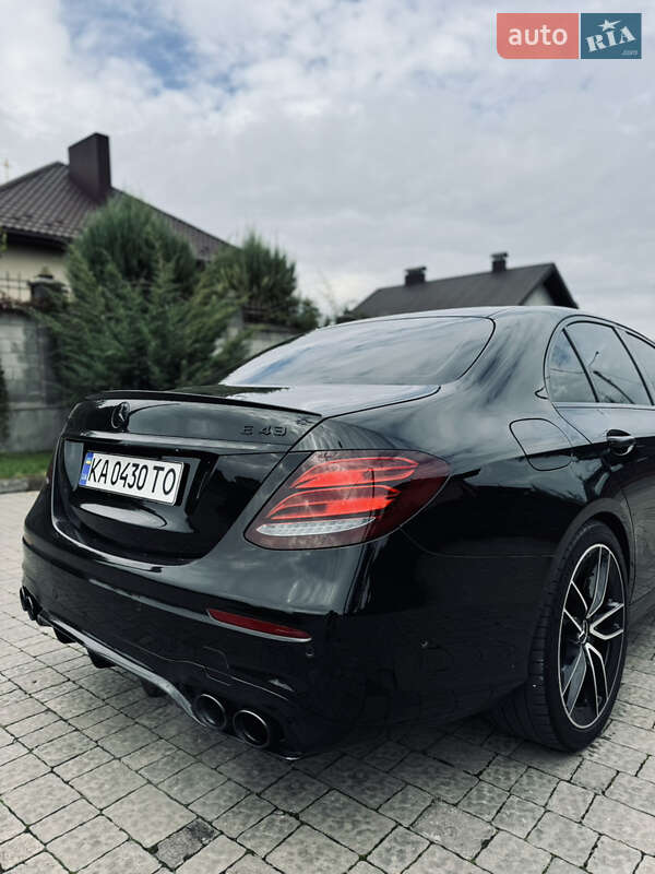 Седан Mercedes-Benz E-Class 2016 в Рівному