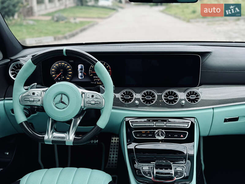 Седан Mercedes-Benz E-Class 2016 в Рівному