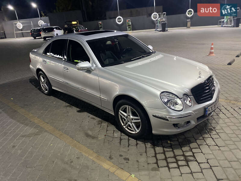 Седан Mercedes-Benz E-Class 2008 в Харькове