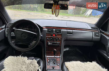 Седан Mercedes-Benz E-Class 1998 в 