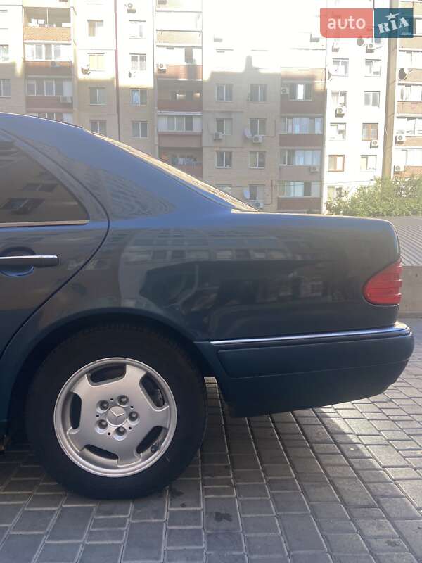 Седан Mercedes-Benz E-Class 1999 в Одессе фото 2 Седан Mercedes-Benz E-Class 1999 в Одессе