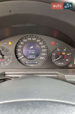 Седан Mercedes-Benz E-Class 2004 в 