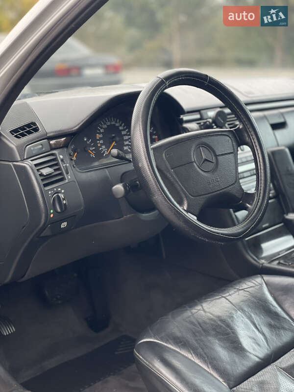 Седан Mercedes-Benz E-Class 1998 в Києві фото 9 Седан Mercedes-Benz E-Class 1998 в Києві
