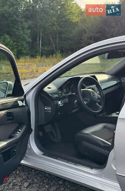 Седан Mercedes-Benz E-Class 2010 в 