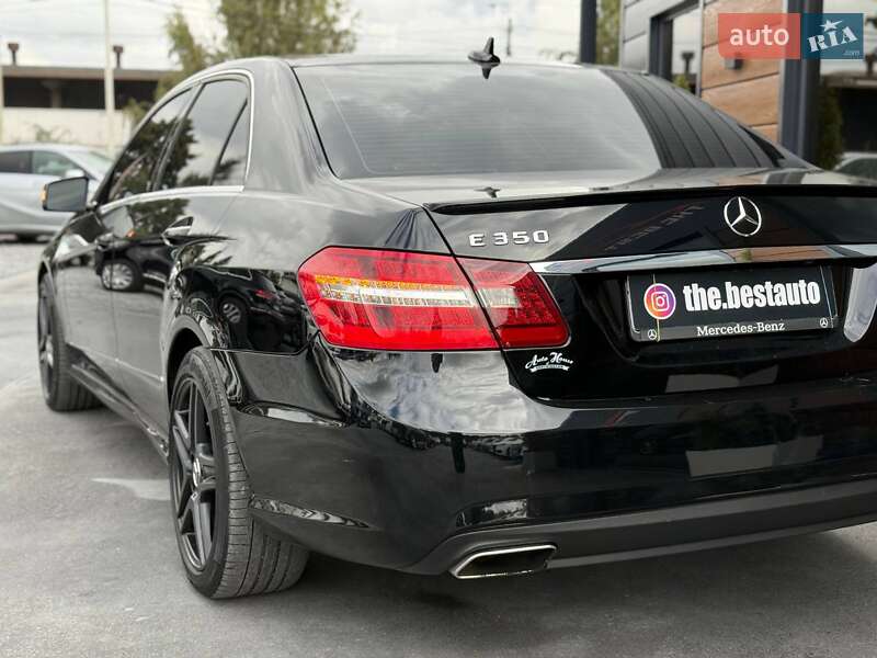 Седан Mercedes-Benz E-Class 2012 в Рівному