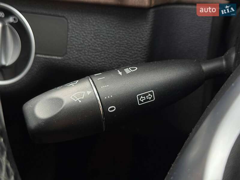 Седан Mercedes-Benz E-Class 2012 в Рівному