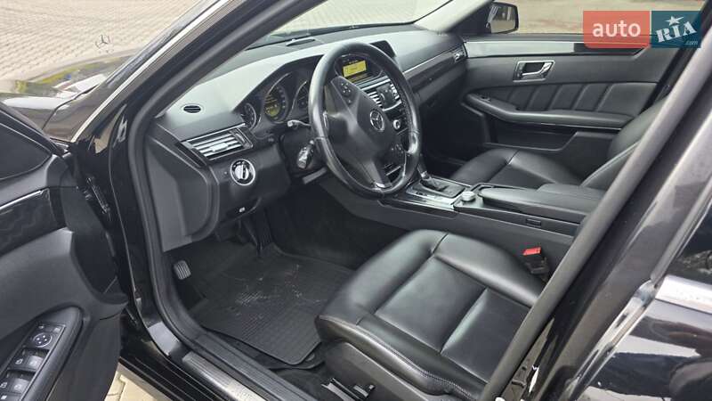 Універсал Mercedes-Benz E-Class 2011 в Івано-Франківську