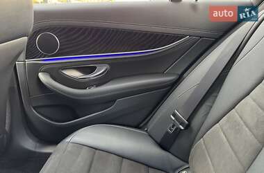 Седан Mercedes-Benz E-Class 2021 в 