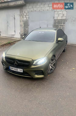 Седан Mercedes-Benz E-Class 2016 в 