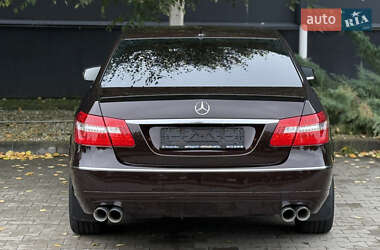 Седан Mercedes-Benz E-Class 2009 в 