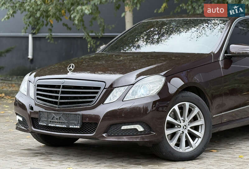 Седан Mercedes-Benz E-Class 2009 в Белой Церкви