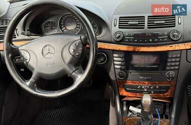 Седан Mercedes-Benz E-Class 2005 в 