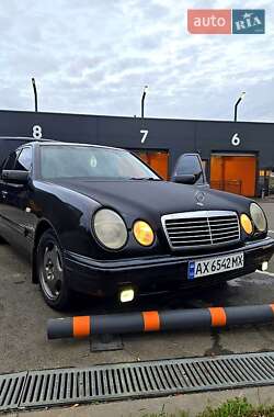 Седан Mercedes-Benz E-Class 1996 в 