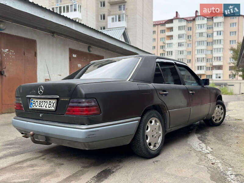 Седан Mercedes-Benz E-Class 1994 в Тернополе