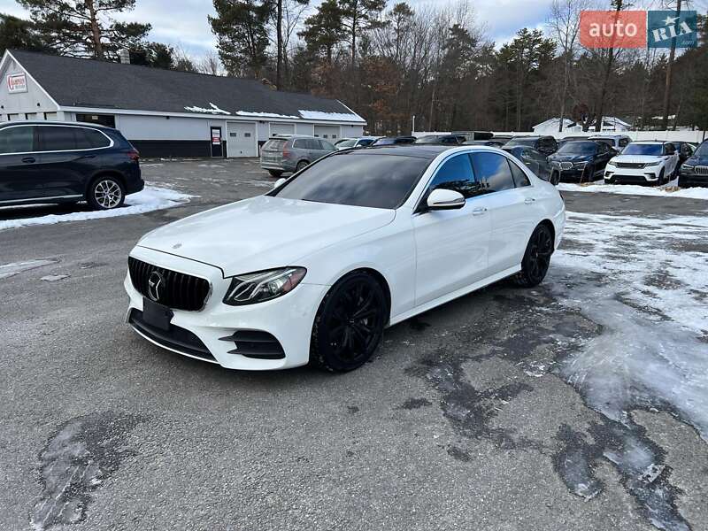 Седан Mercedes-Benz E-Class 2018 в Луцке фото Седан Mercedes-Benz E-Class 2018 в Луцке