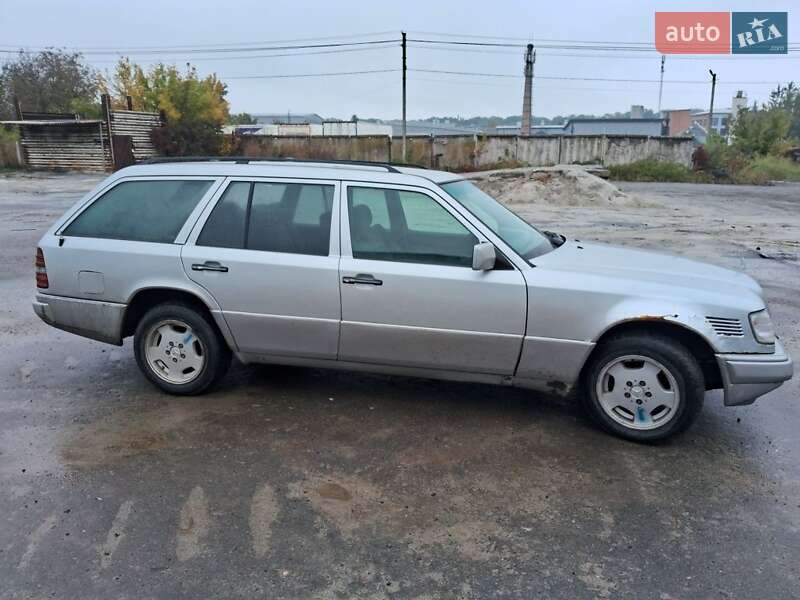 Универсал Mercedes-Benz E-Class 1995 в 