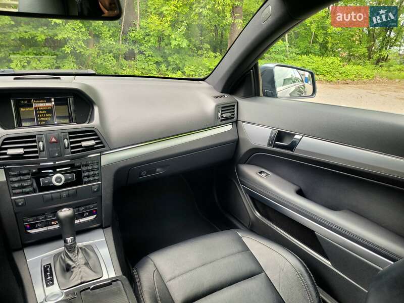 Купе Mercedes-Benz E-Class 2010 в Хмельницькому фото 37 Купе Mercedes-Benz E-Class 2010 в Хмельницькому