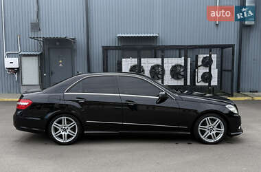 Седан Mercedes-Benz E-Class 2011 в 