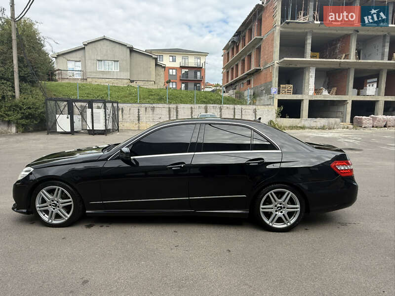 Седан Mercedes-Benz E-Class 2011 в Ужгороде фото 8 Седан Mercedes-Benz E-Class 2011 в Ужгороде