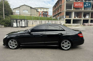 Седан Mercedes-Benz E-Class 2011 в 