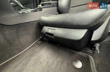 Седан Mercedes-Benz E-Class 2011 в 