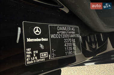 Седан Mercedes-Benz E-Class 2011 в 