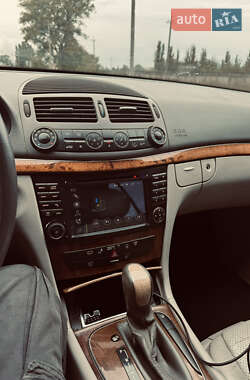 Универсал Mercedes-Benz E-Class 2003 в 
