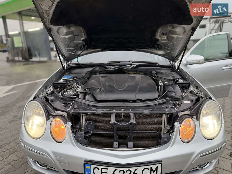 Седан Mercedes-Benz E-Class 2008 в Черновцах