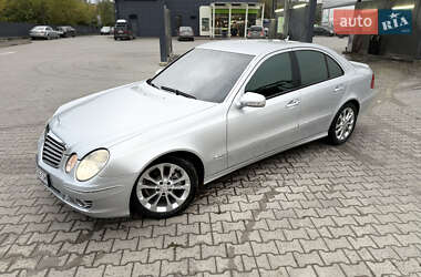 Седан Mercedes-Benz E-Class 2008 в 