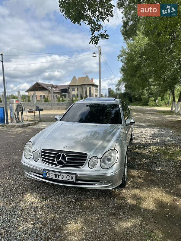 Mercedes-Benz E-Class 2004