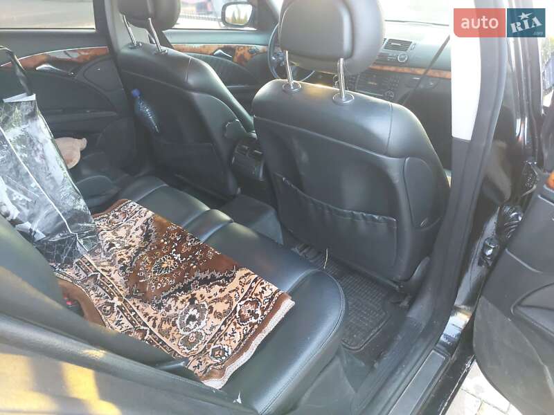 Седан Mercedes-Benz E-Class 2008 в Іршаві
