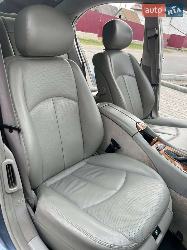 Седан Mercedes-Benz E-Class 2006 в Киеве