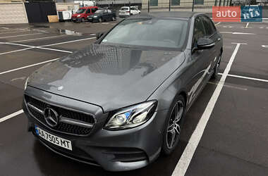 Седан Mercedes-Benz E-Class 2018 в 