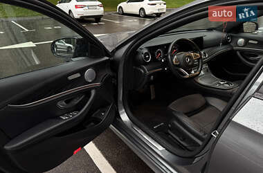 Седан Mercedes-Benz E-Class 2018 в 