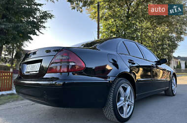 Седан Mercedes-Benz E-Class 2002 в 