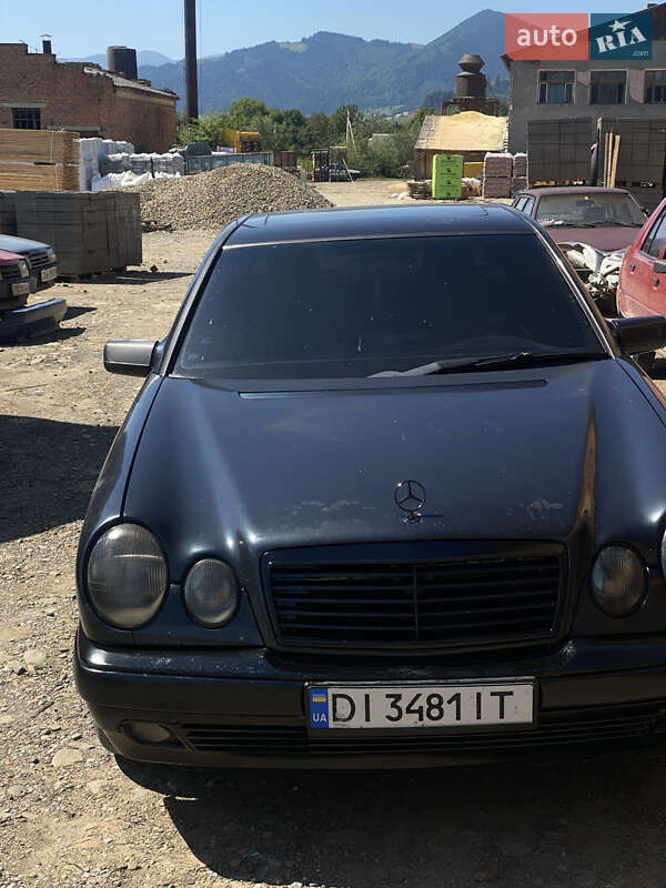 Седан Mercedes-Benz E-Class 1998 в Івано-Франківську